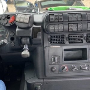 foto 6x4 Iveco 6.2m+HR rotátor vidle dálkáč retarder automat