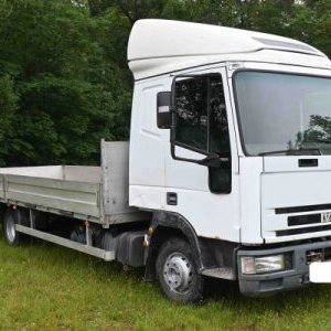 foto 7.5t Iveco 6.5m spaní nové pneu+alu bočnice valník Eurocargo ML75.E14