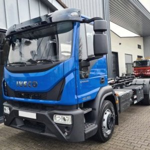 foto ZÁNOVNÍ 16t kontejner Iveco