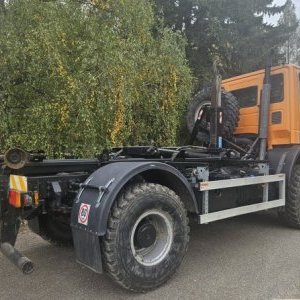 foto 4x4 hák 13.5t Iveco komunál ZIMA+LÉTO kropice sypač kontejner