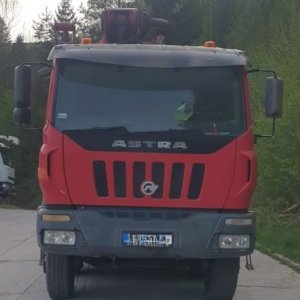 foto pumi 28m CIFA beton pumpa+mix Astra 8x4 TP STROJ