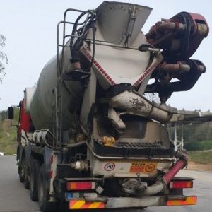 foto pumi 28m CIFA beton pumpa+mix Astra 8x4 TP STROJ