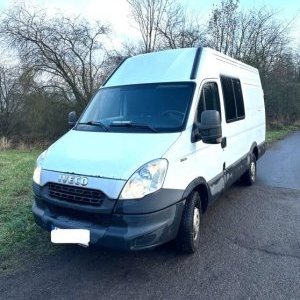 foto 3.5t obytná 5míst dodávka 2.3D 93kW Iveco Daily 35S13