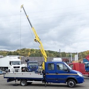 foto 3.5t/5t Iveco 7míst +HR naviják valník tupláky tažné 50C18 Daily 3.D 16V