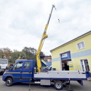 foto 3.5t/5t Iveco 7míst +HR naviják valník tupláky tažné 50C18 Daily 3.D 16V