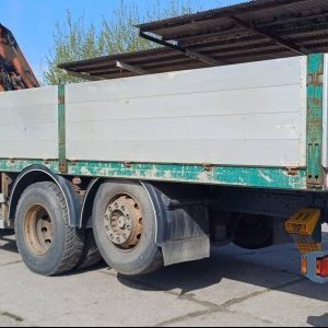 foto 6x2 Iveco 6m +HR 12m radio Atlas-Terex valník s jeřábem