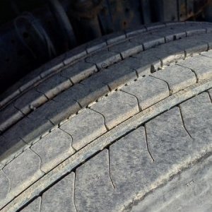 foto 6x2 Iveco 6m +HR 12m radio Atlas-Terex valník s jeřábem