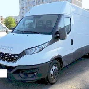 foto 3.5t 2.3D 115kW automat IVECO Daily 35C16 dodávka skříň