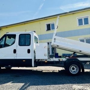 foto 3.5t sklápěč 6míst IVECO Daily