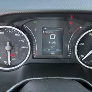 foto 3.5t sklápěč 6míst IVECO Daily