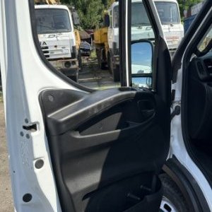 foto 3.5t sklápěč 6míst tupláky IVECO Daily